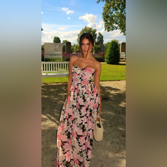 Floral Strapless Maxi Dress NWT! - Picture 3 of 4